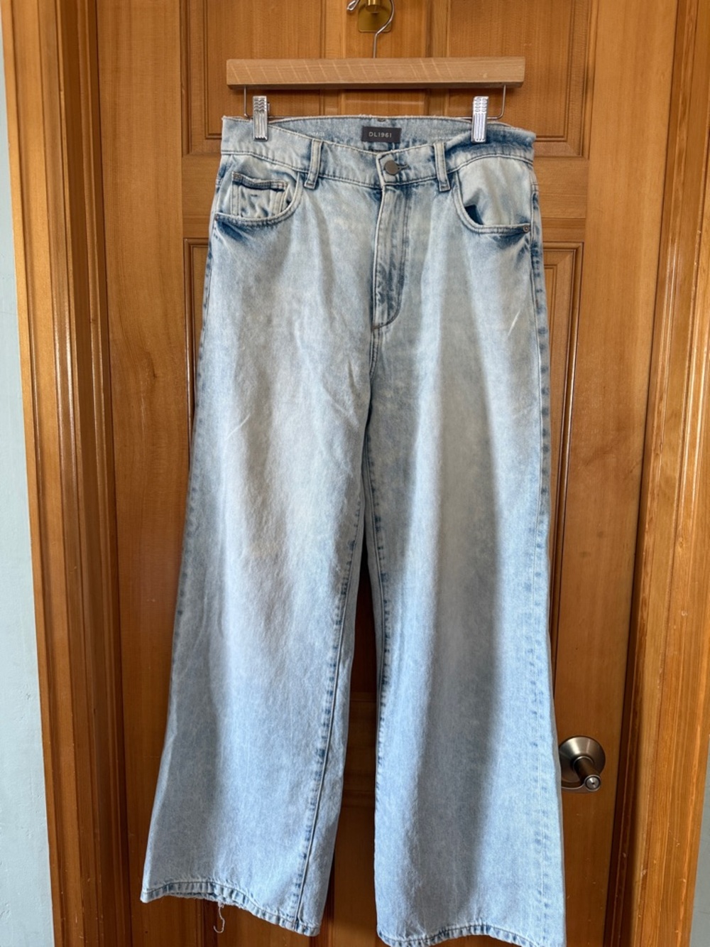 DL1961 Hepburn Wide Leg Jeans in Jet Stream
